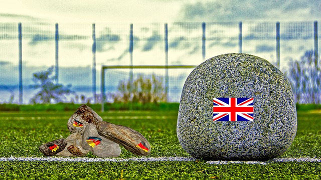 迪亚斯：裁判无视多纳鲁马被侵犯，我们需要统一的判罚标准